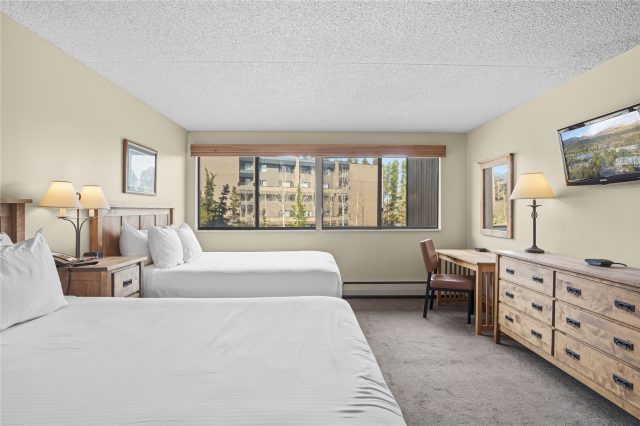 611 Village Road 24260 photo 24