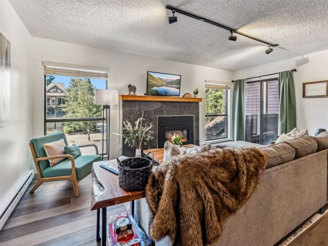 Condo in Base 9 Condo, Breckenridge — photo 5 Condo in Base 9 Condo, Breckenridge, CO — photo 5 (MLS S1067769)