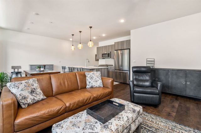 930 Blue River Parkway 821 photo 12