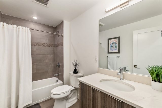 930 Blue River Parkway 821 photo 25