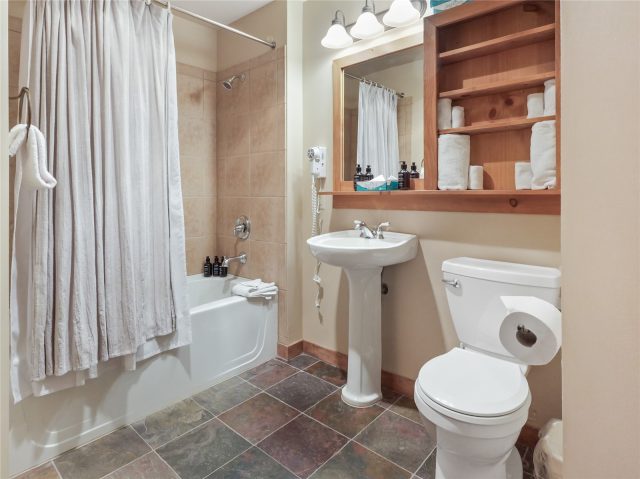 20 Hunki Dori Court 2205 photo 18