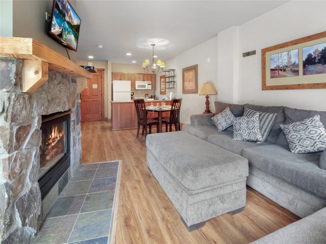 Condo in Red Hawk Lodge Condo, Keystone, CO — photo 2 (MLS S1067773)