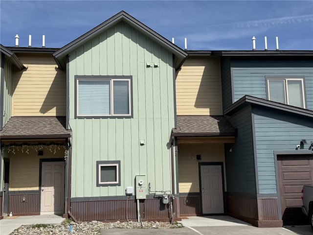 Townhome in Smith Ranch Sub, Silverthorne, CO — photo 1 (MLS S1067822)