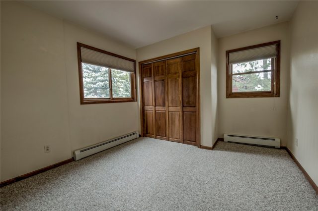 480 W Coyote Drive photo 27