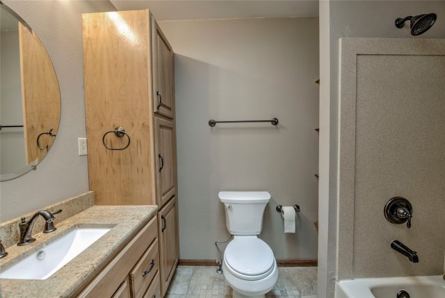 480 W Coyote Drive photo 30