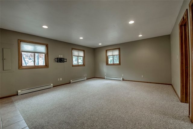480 W Coyote Drive photo 34