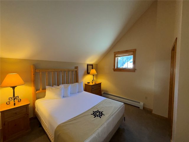 100 Dercum Square 8415 photo 15