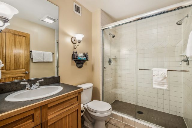 100 Dercum Square 8415 photo 17