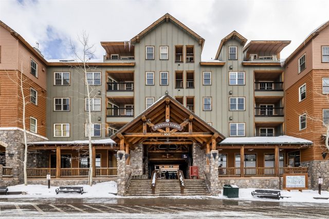 100 Dercum Square 8415 photo 42