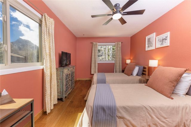 306a Creekside Drive 306a photo 11