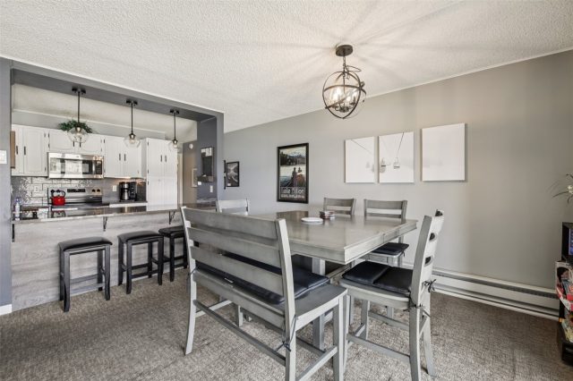 72 Corinthian Circle 202 photo 10