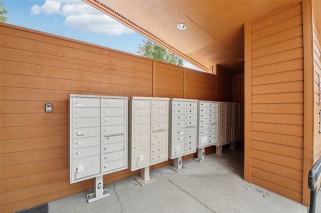 72 Corinthian Circle 202 photo 34
