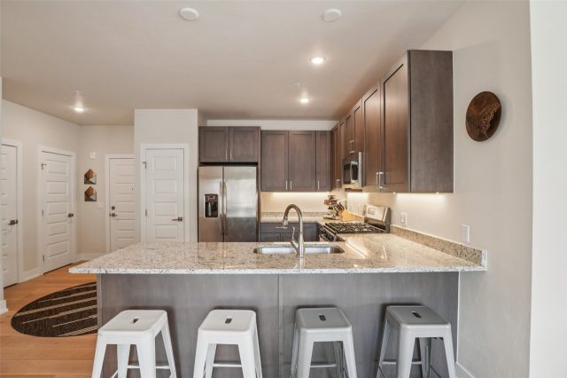 235 E La Bonte Street 208 photo 9