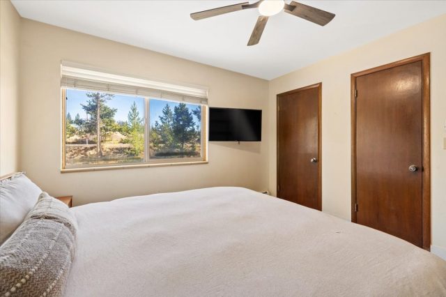 110 Evergreen Road 301 photo 16
