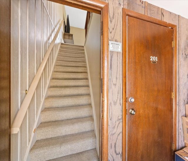 110 Evergreen Road 301 photo 17