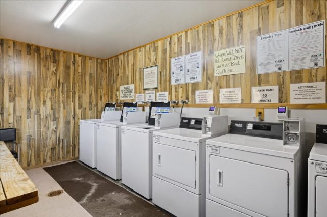 110 Evergreen Road 301 photo 18