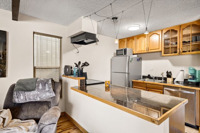 Condo in Silver Queen Condo, Silverthorne, CO — photo 4 (MLS S1067876)