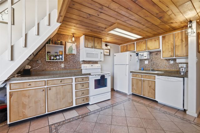 2424 Ryan Gulch Court S 304 photo 12