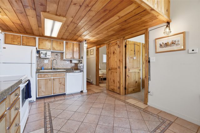 2424 Ryan Gulch Court S 304 photo 13