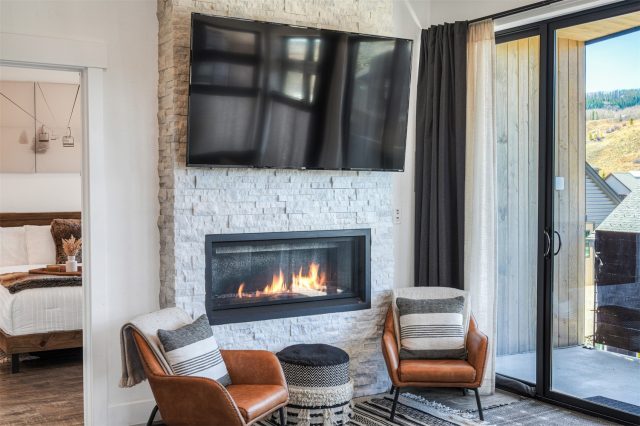 Condo in River West Condos, Silverthorne, CO — photo 4 (MLS S1067891)