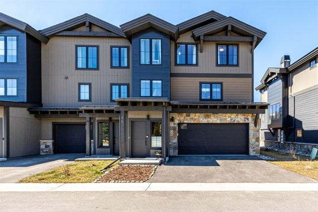 Townhome in Fish Hawk Landing, Silverthorne — photo 1 Townhome in Fish Hawk Landing, Silverthorne, CO — photo 1 (MLS S1067894)