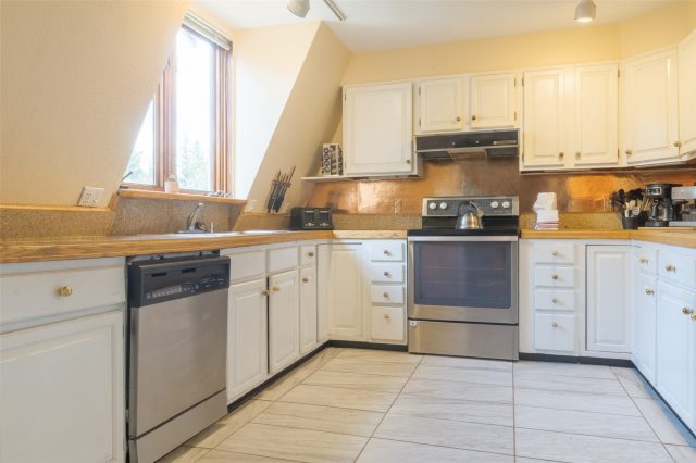 Home in Valley Of The Blue Sub, Breckenridge, CO — photo 4 (MLS S1067902)