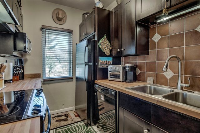 36 Cove Boulevard G1 photo 7