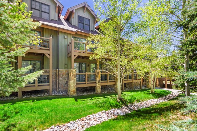 34 Highfield Trail 404 photo 17