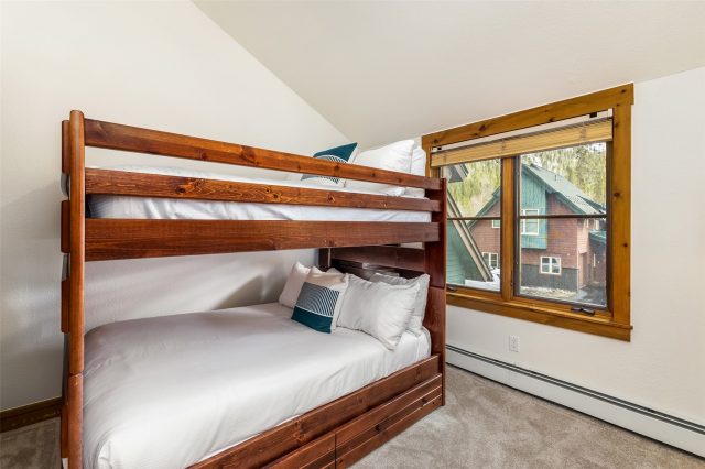 225 Alpen Rose Place 8708 photo 23