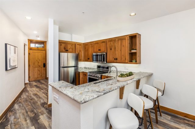 Condo in Ski Tip Ranch Condominiums, Keystone — photo 5 Condo in Ski Tip Ranch Condominiums, Keystone, CO — photo 5 (MLS S1067932)