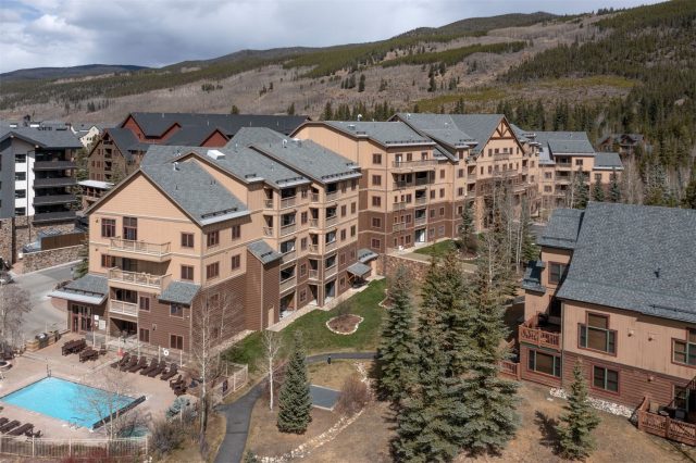 Condo in Red Hawk Lodge Condo, Keystone, CO — photo 2 (MLS S1067936)