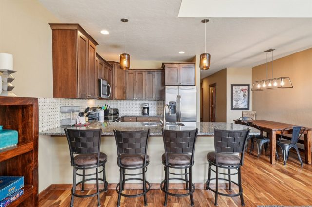 Townhome in Rolling Ridge Twnhms, Silverthorne — photo 5 Townhome in Rolling Ridge Twnhms, Silverthorne, CO — photo 5 (MLS S1067938)
