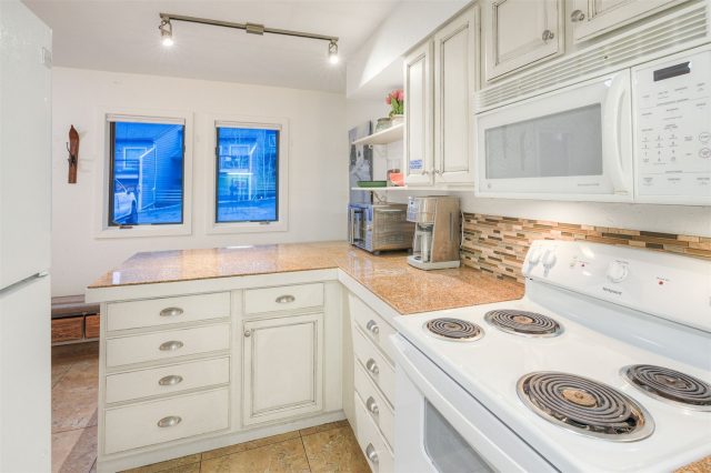 111 Corinthian Circle I photo 17