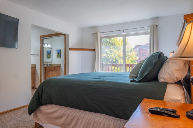 405 Four O Clock Road B photo 12