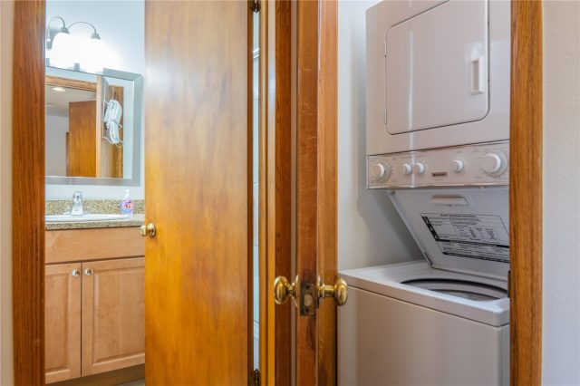 405 Four O Clock Road B photo 20