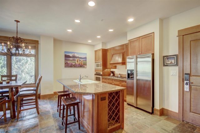 280 Trailhead Drive 3039 photo 10