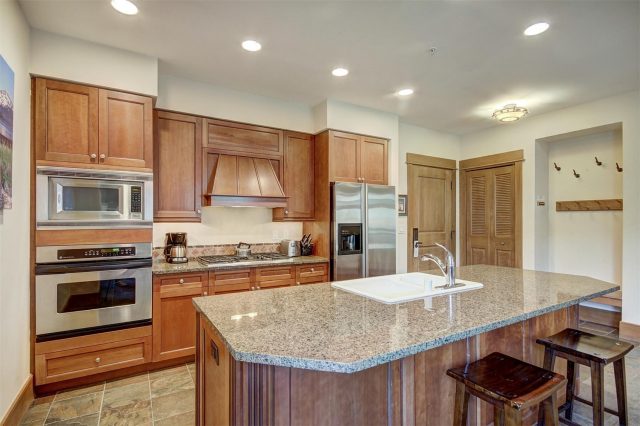280 Trailhead Drive 3039 photo 14