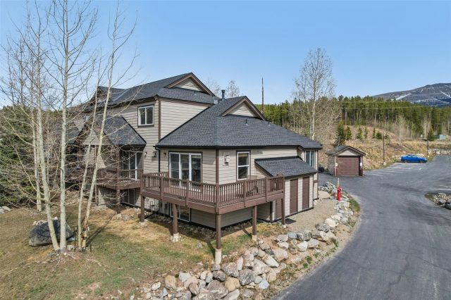 10 River Park Drive A photo 12