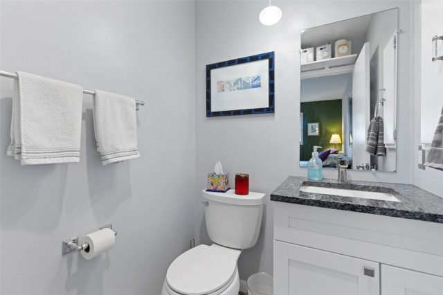 240 E La Bonte Street 3 photo 21
