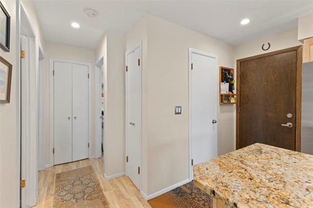 240 E La Bonte Street 3 photo 30