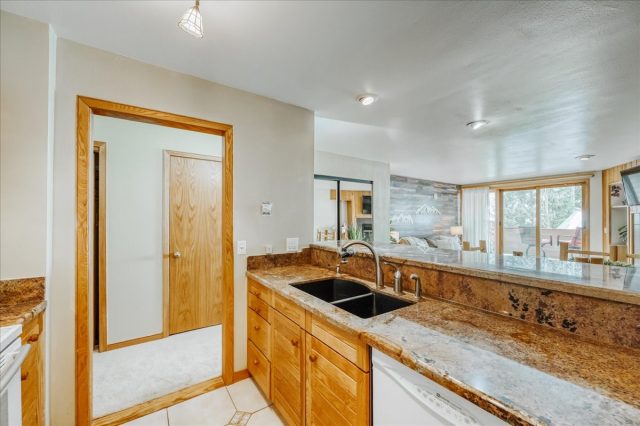 22804 Us Highway 6 106 photo 10