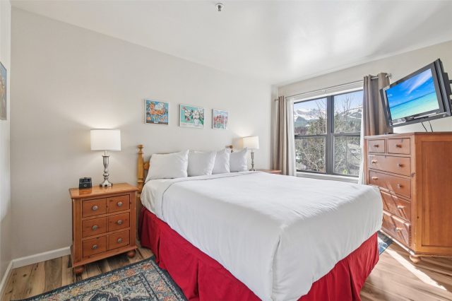 100 S Park Avenue W306 photo 12