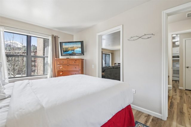 100 S Park Avenue W306 photo 13