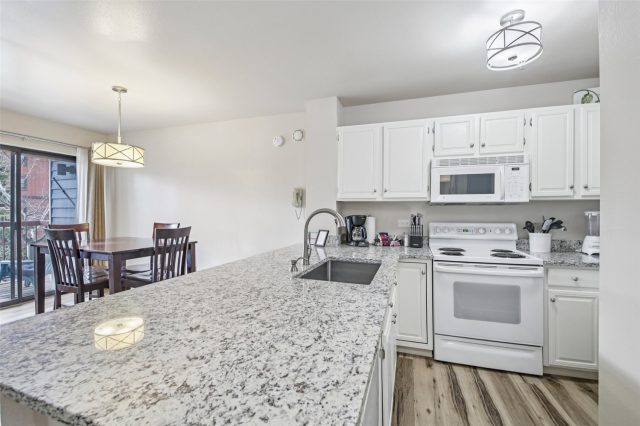 100 S Park Avenue W306 photo 8
