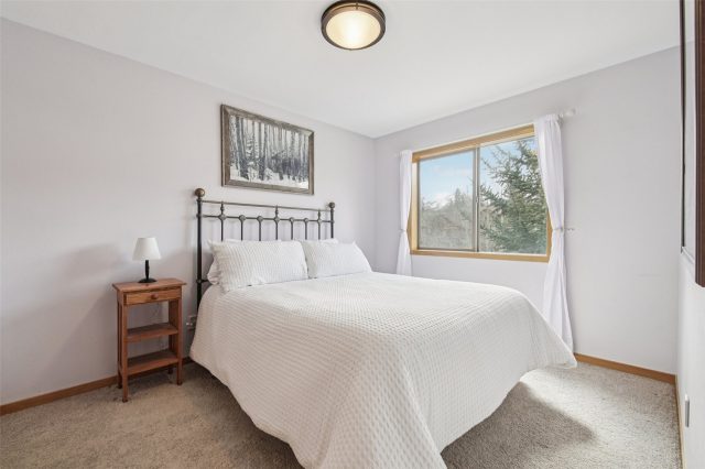 51 Sauterne Lane photo 14