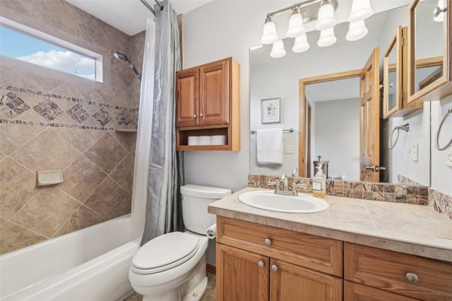 51 Sauterne Lane photo 16