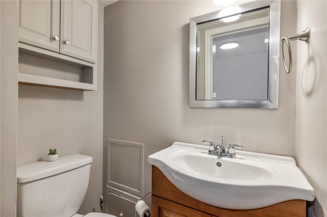 891 Fairview Boulevard 20 photo 20