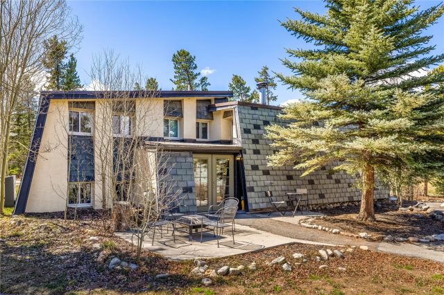 891 Fairview Boulevard 20 photo 24