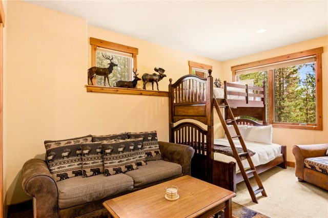 91 Snowshoe Circle photo 24