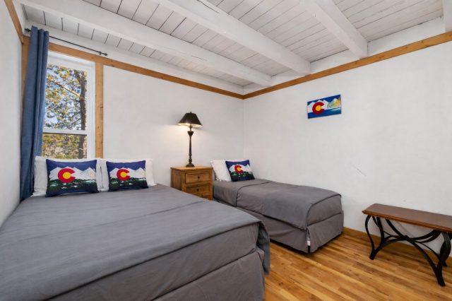 2200 Lodgepole Circle 204 photo 10